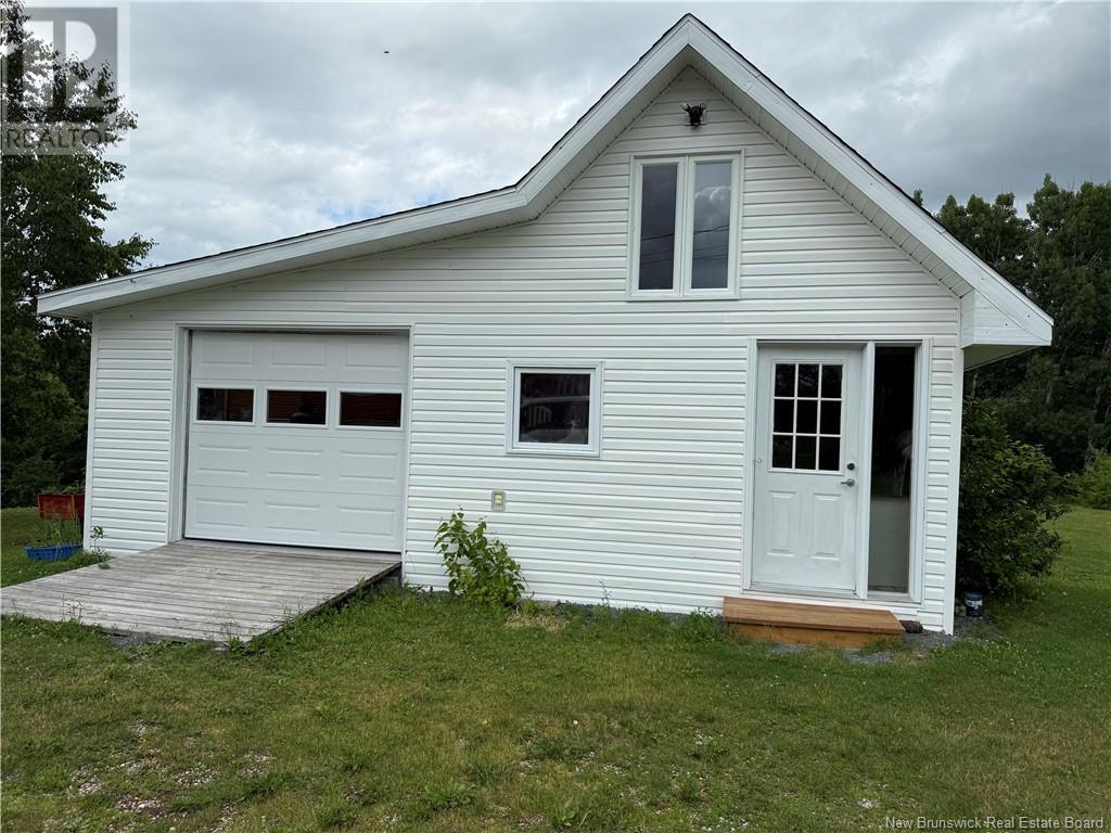 2104 Chemin Cormier, Sainte-Louise, New Brunswick  E8K 2X6 - Photo 35 - NB122948