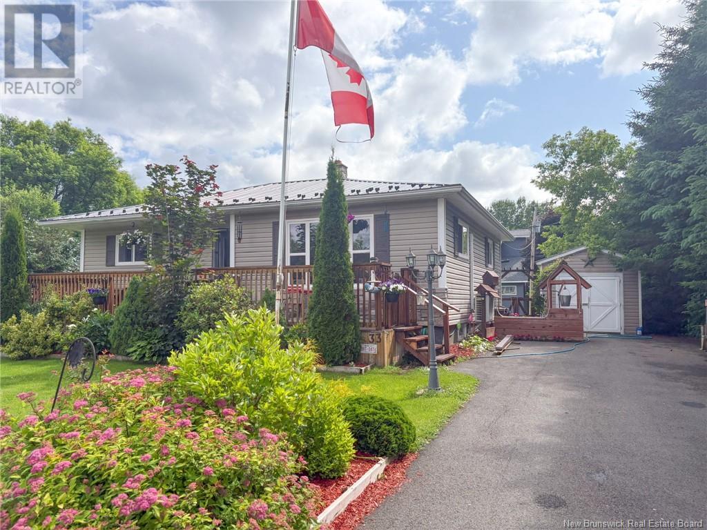 33 Centennial Crescent, Florenceville-Bristol, New Brunswick  E7L 1Z4 - Photo 37 - NB122143