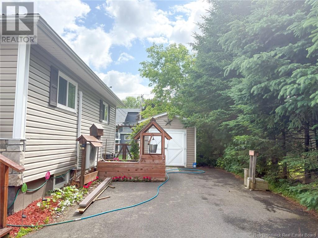 33 Centennial Crescent, Florenceville-Bristol, New Brunswick  E7L 1Z4 - Photo 39 - NB122143