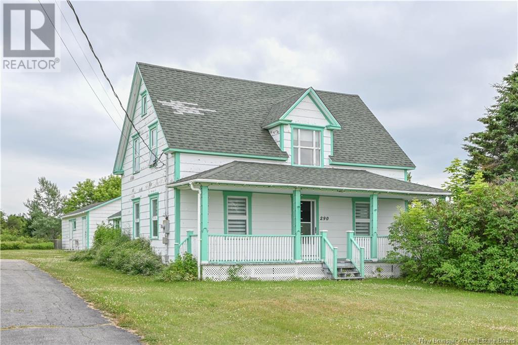 290 Saint-Pierre O Boulevard, Caraquet, New Brunswick