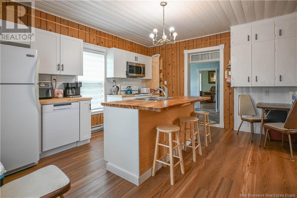 290 Saint-Pierre O Boulevard, Caraquet, New Brunswick  E1W 1B7 - Photo 10 - NB122982