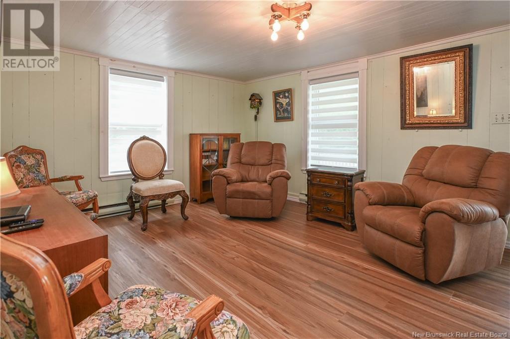 290 Saint-Pierre O Boulevard, Caraquet, New Brunswick  E1W 1B7 - Photo 18 - NB122982