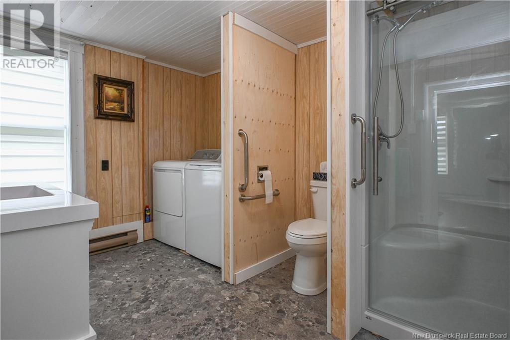 290 Saint-Pierre O Boulevard, Caraquet, New Brunswick  E1W 1B7 - Photo 21 - NB122982