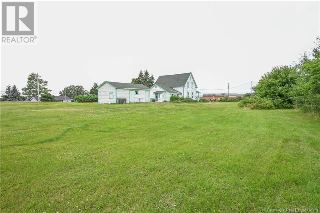 290 Saint-Pierre O Boulevard, Caraquet, New Brunswick  E1W 1B7 - Photo 5 - NB122982