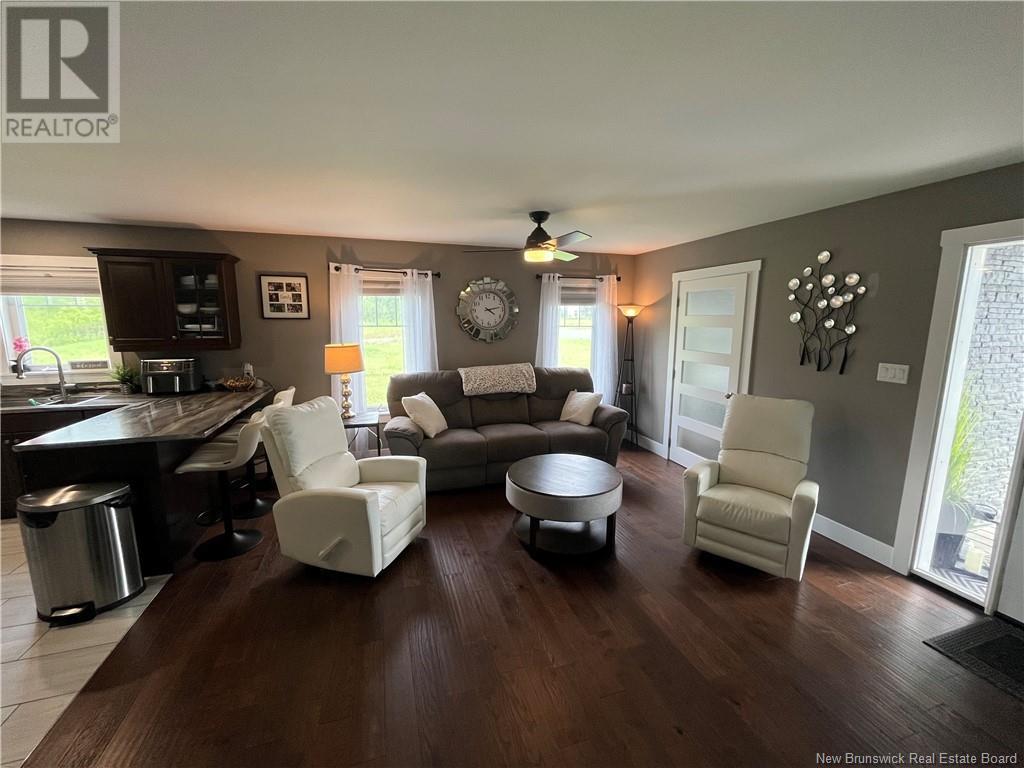 17 Nightingale Court, Florenceville-Bristol, New Brunswick  E7L 0C6 - Photo 4 - NB122973