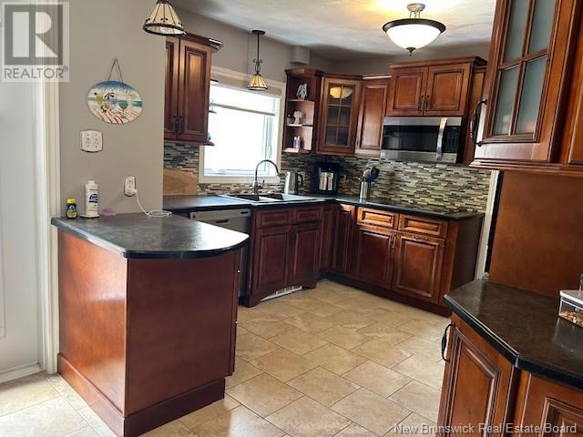 146 Woodleigh Street, Moncton, New Brunswick  E1C 9K1 - Photo 6 - NB123000