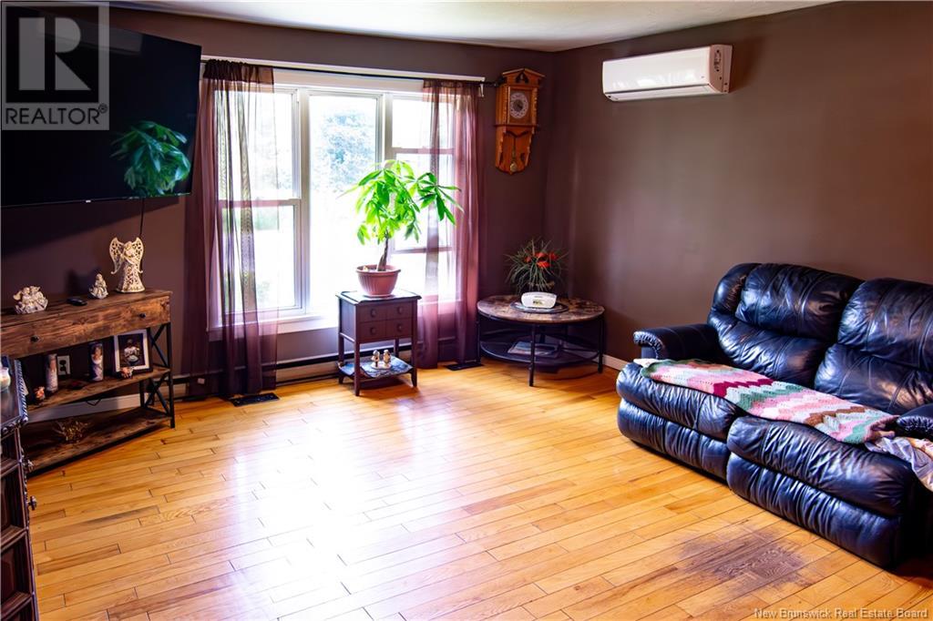 47 Saint Damien Road, Saint-Antoine, New Brunswick  E4V 3C1 - Photo 5 - NB123017