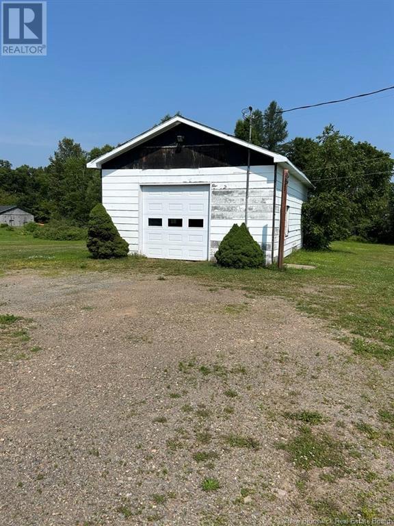 120 Laplante O. Route, Petit-Rocher, New Brunswick  E8J 1T1 - Photo 30 - NB120513