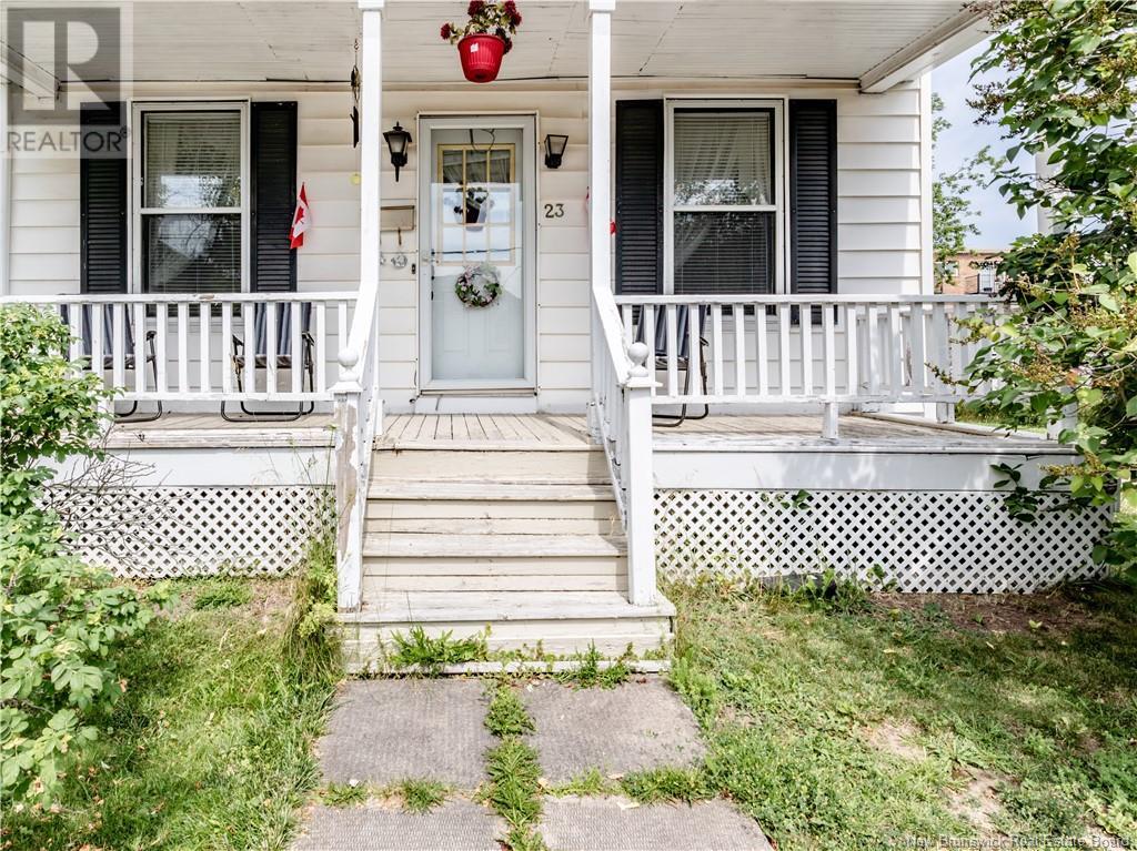 23 Bishop, Moncton, New Brunswick  E1E 1K4 - Photo 2 - NB123008