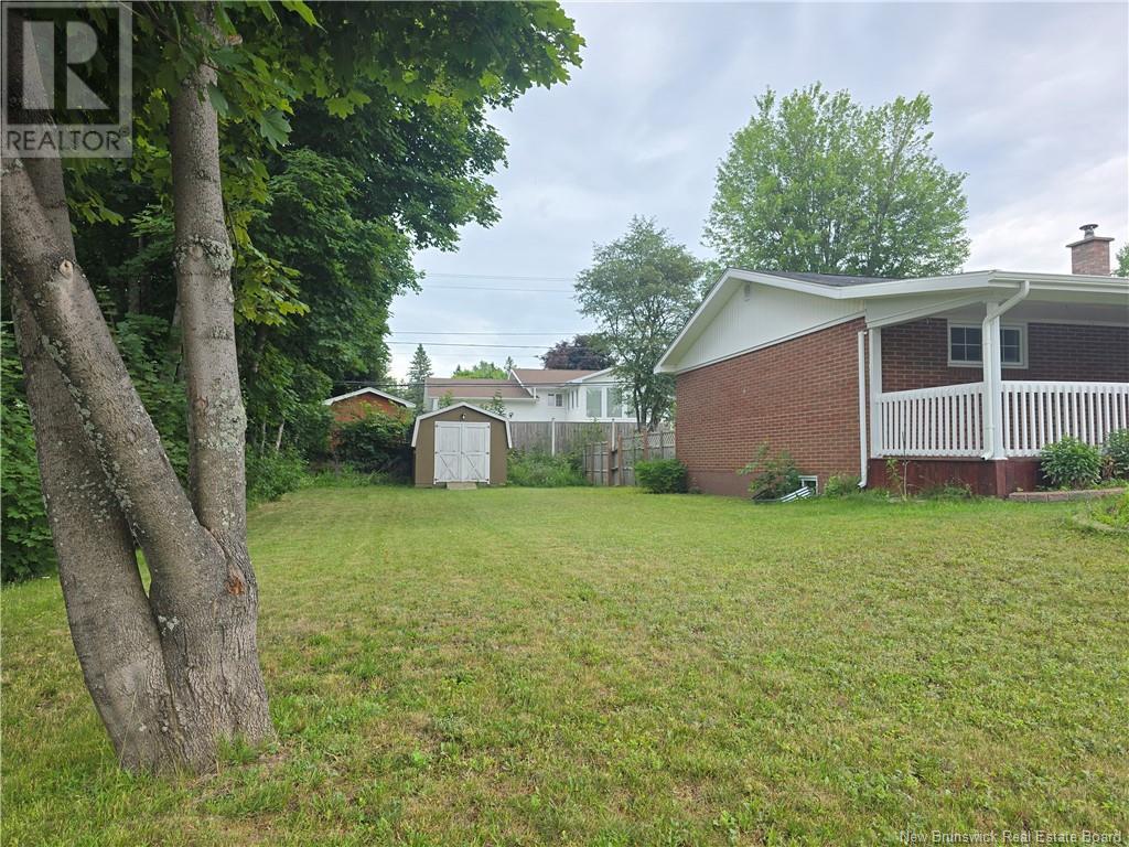 1055 Vanier, Bathurst, New Brunswick  E2A 3N4 - Photo 4 - NB123014