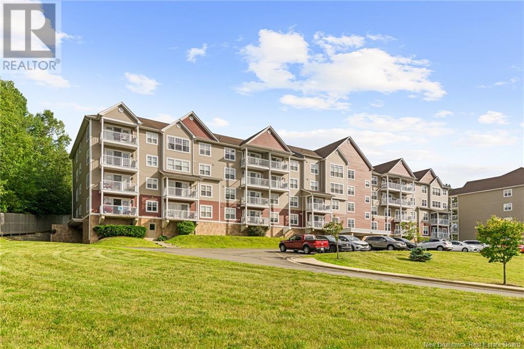204 Coverdale Unit# 407, Riverview, New Brunswick  E1B 3J6 - Photo 1 - NB122956
