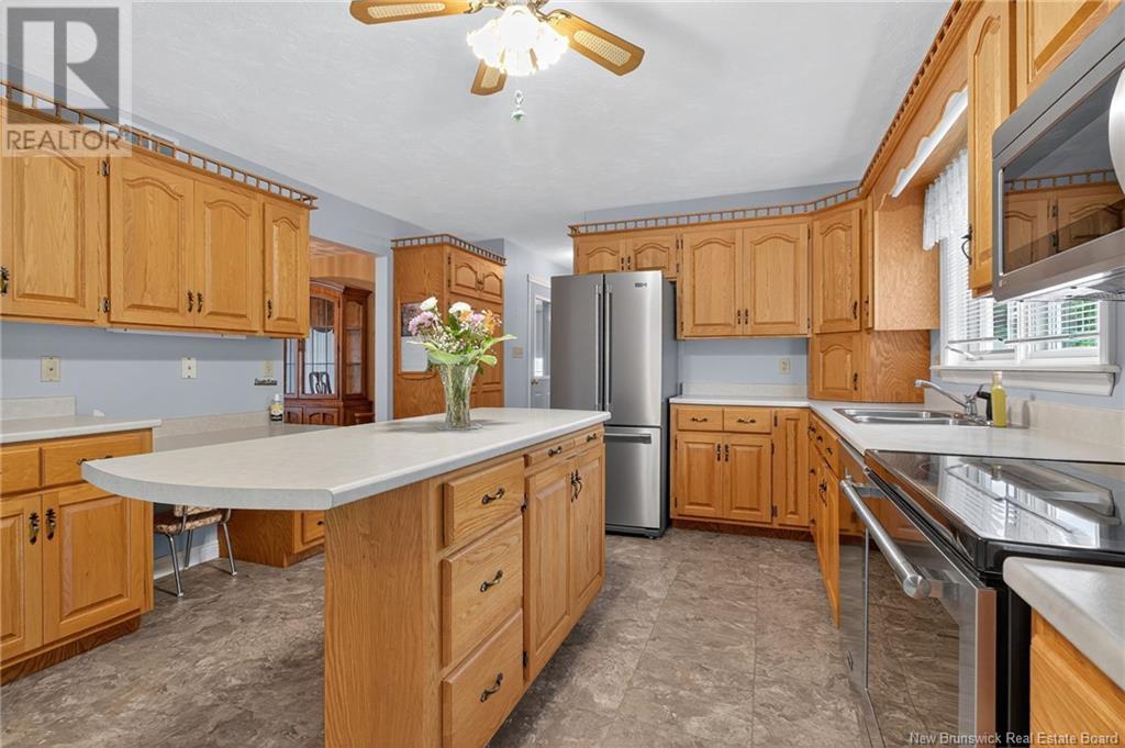 48 Renfrew Street, Petitcodiac, New Brunswick  E4Z 4S7 - Photo 21 - NB123023