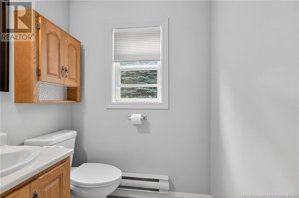 48 Renfrew Street, Petitcodiac, New Brunswick  E4Z 4S7 - Photo 27 - NB123023