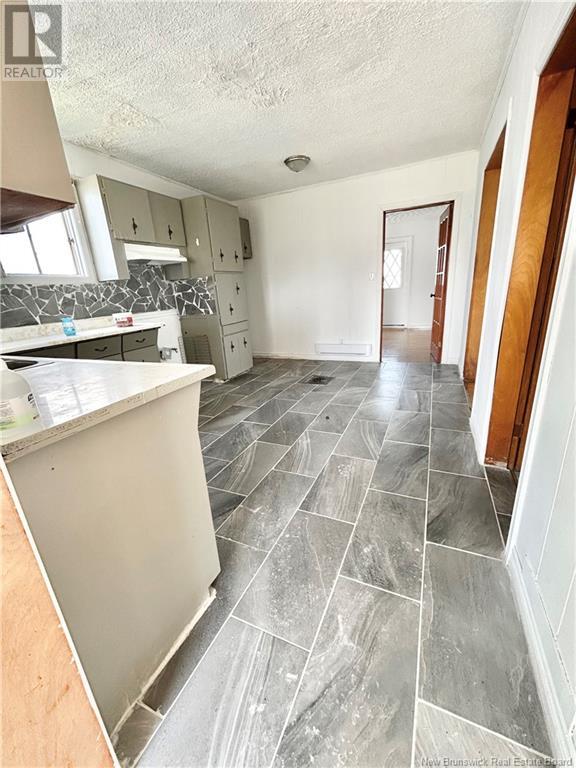 7658 St-Paul, Bas-Caraquet, New Brunswick  E1W 6C9 - Photo 8 - NB123117