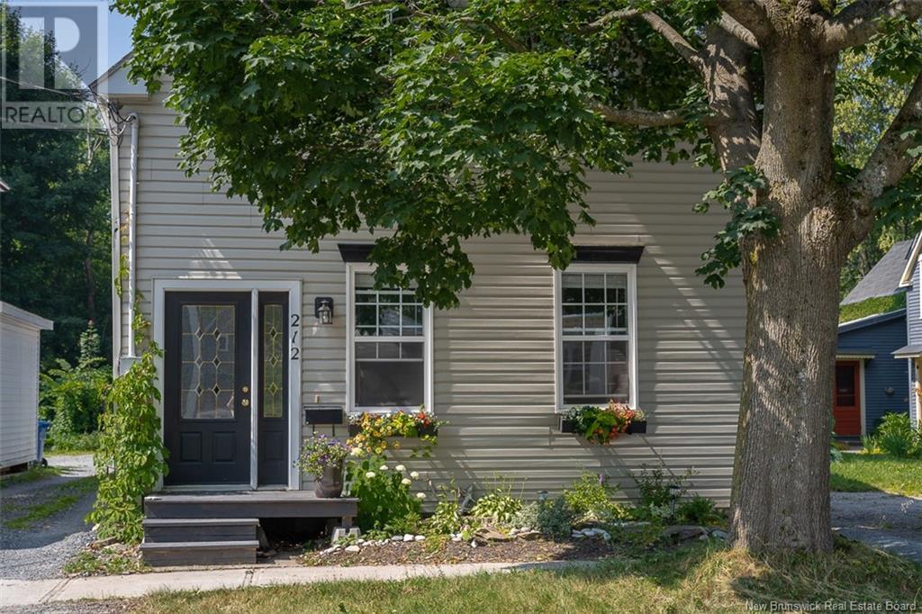 212 George Street, Fredericton, New Brunswick  E3B 1J5 - Photo 36 - NB123042