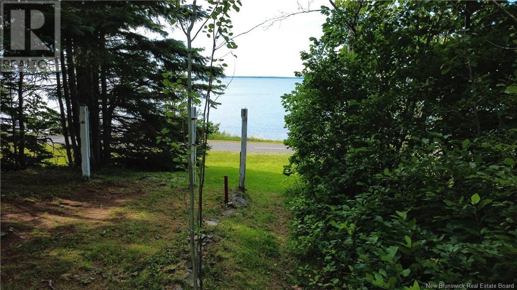 519 W St Peter Boulevard, Caraquet, New Brunswick  E1W 1A3 - Photo 6 - NB123123