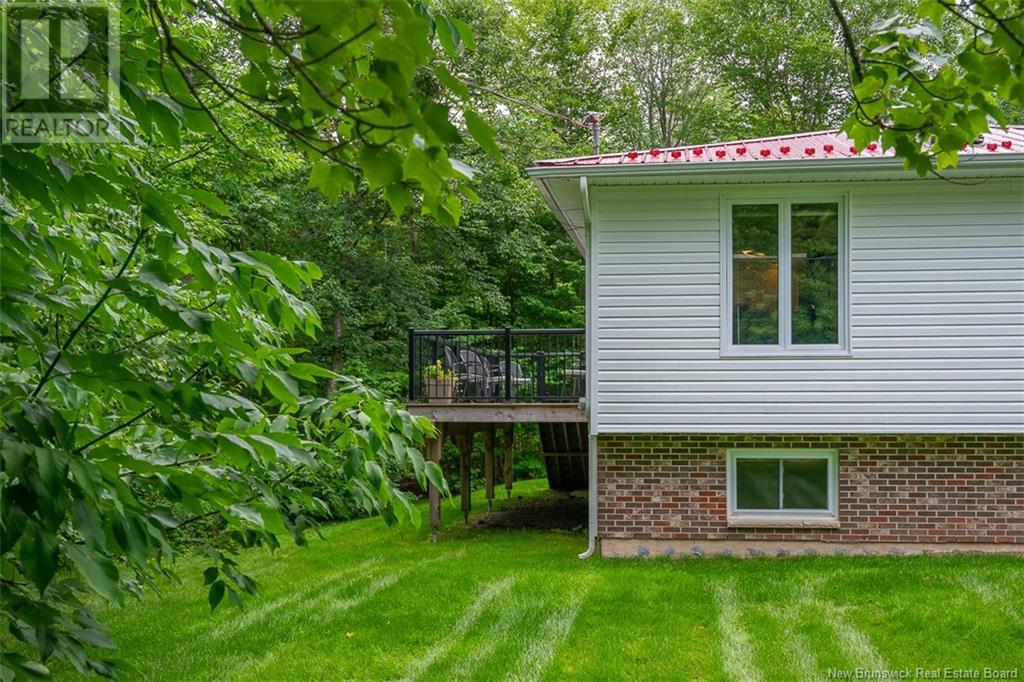 156 Shaw Lane, New Maryland, New Brunswick  E3C 1J1 - Photo 37 - NB122675