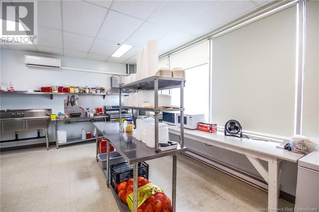 286 Restigouche Road Unit# E2, Oromocto West, New Brunswick  E2V 2H5 - Photo 36 - NB123019