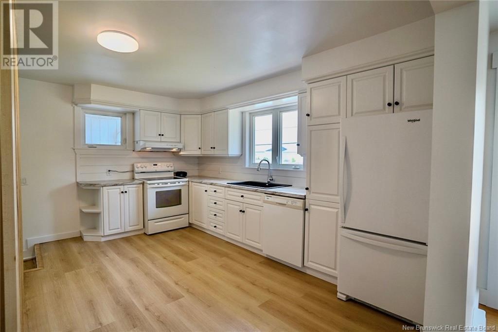 221 Rue Parc E, Beresford, New Brunswick  E8K 1V9 - Photo 11 - NB122968