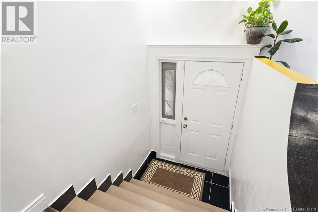 122 Hemlock Avenue, Fredericton, New Brunswick  E3A 1H1 - Photo 2 - NB123161