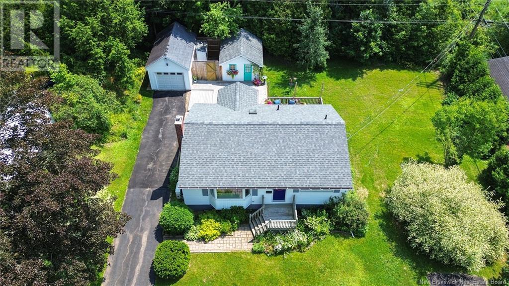 106 Gorham Drive, Fredericton, New Brunswick  E3A 2A7 - Photo 1 - NB123116