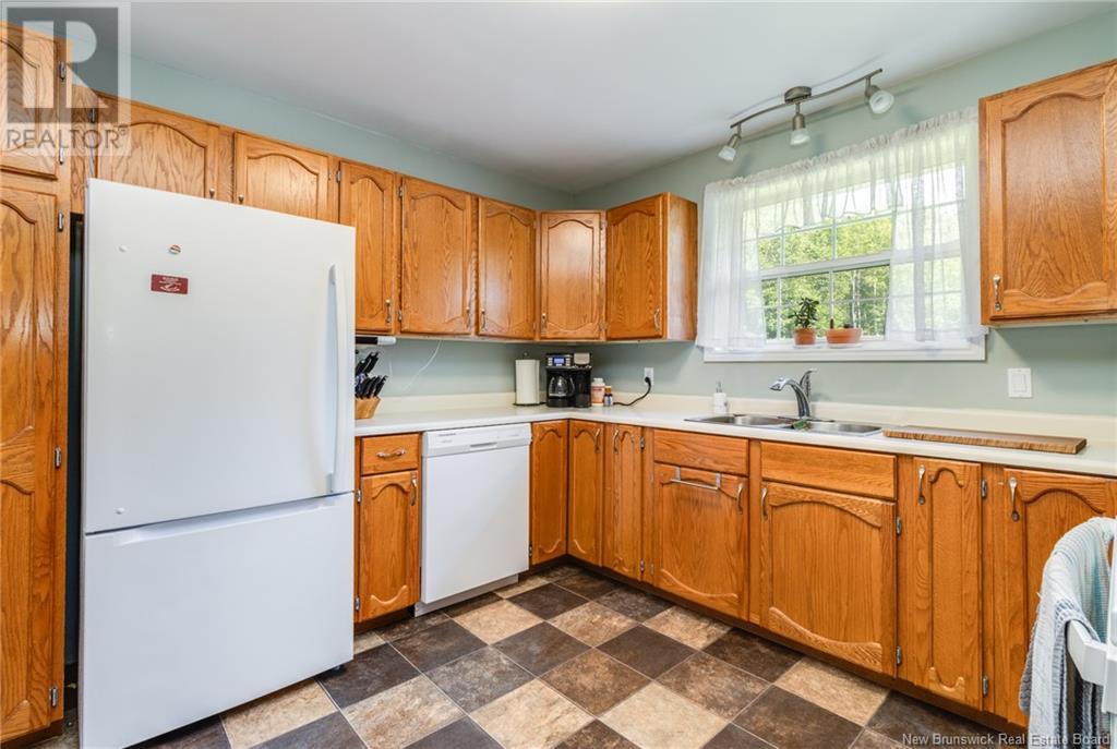49 Burton Evergreen Drive, Burton, New Brunswick  E2V 3E4 - Photo 9 - NB123216
