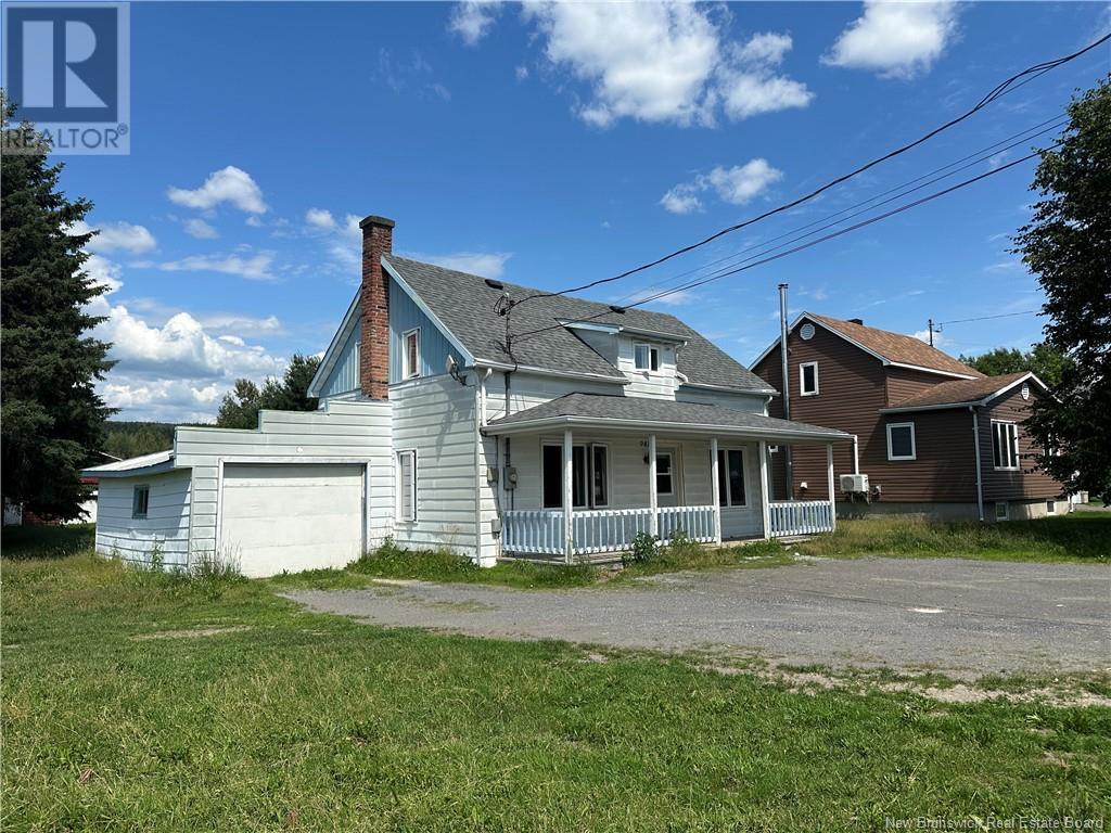 941 Principale, Edmundston, New Brunswick  E7C 1L6 - Photo 2 - NB123221