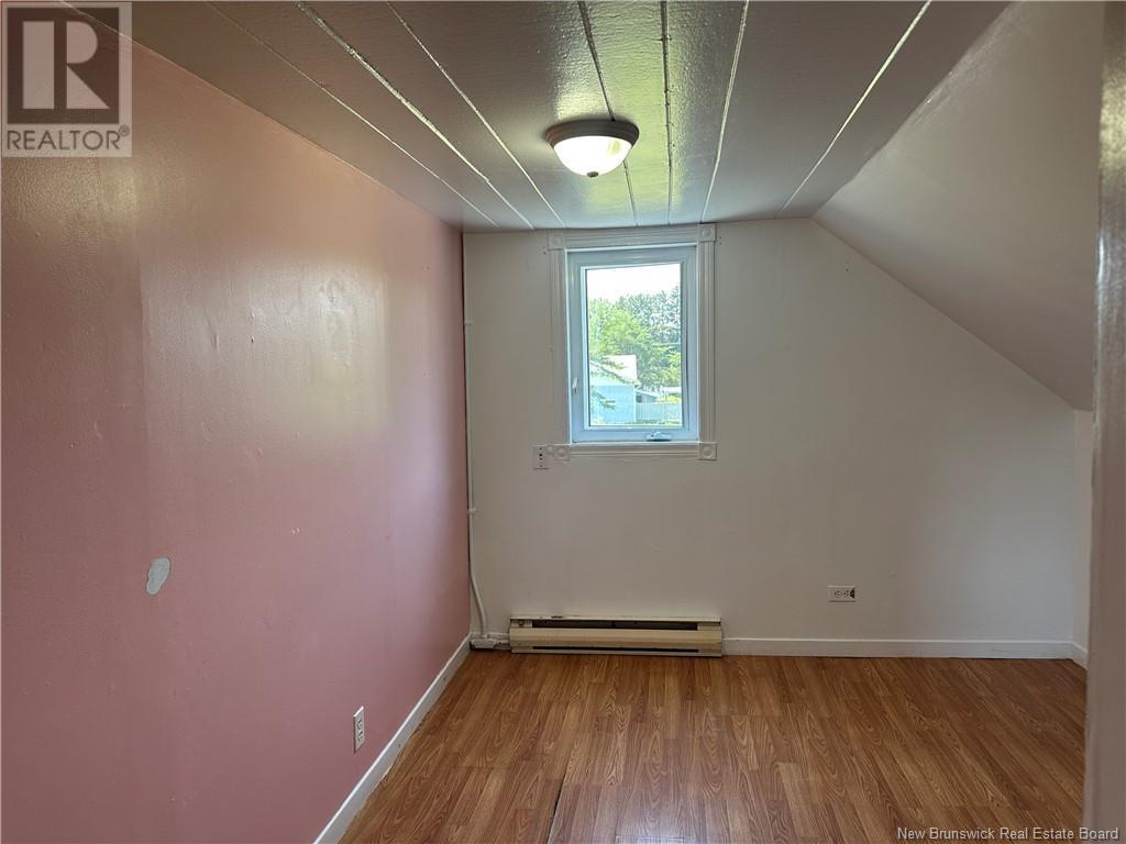 941 Principale, Edmundston, New Brunswick  E7C 1L6 - Photo 24 - NB123221