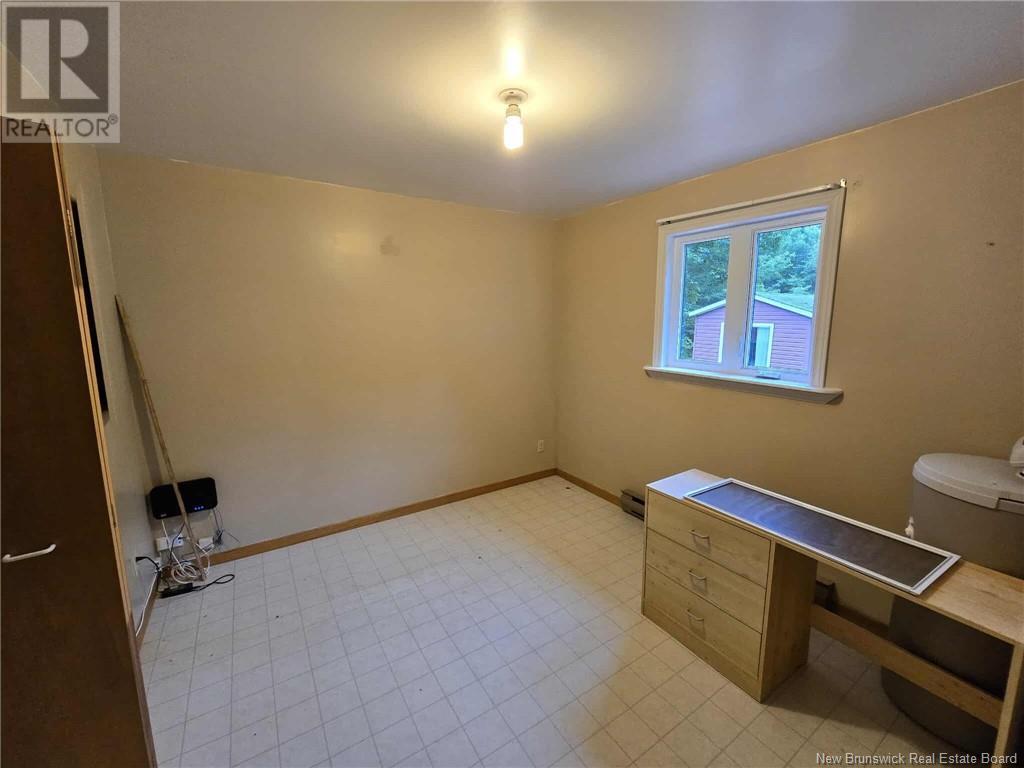 169 Kent Lodge Street, Beresford, New Brunswick  E8K 1A3 - Photo 22 - NB123246