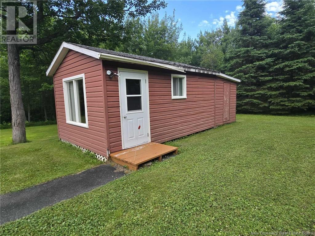 169 Kent Lodge Street, Beresford, New Brunswick  E8K 1A3 - Photo 6 - NB123246