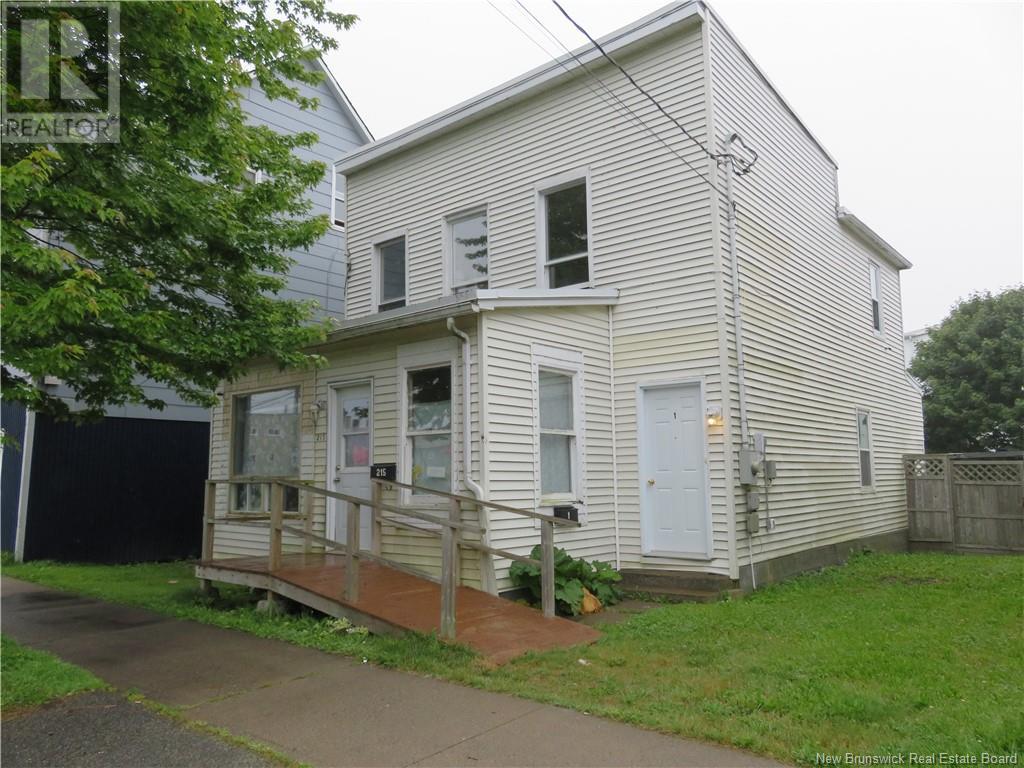 215 Victoria Street, Saint John, New Brunswick  E2K 1L9 - Photo 1 - NB123204