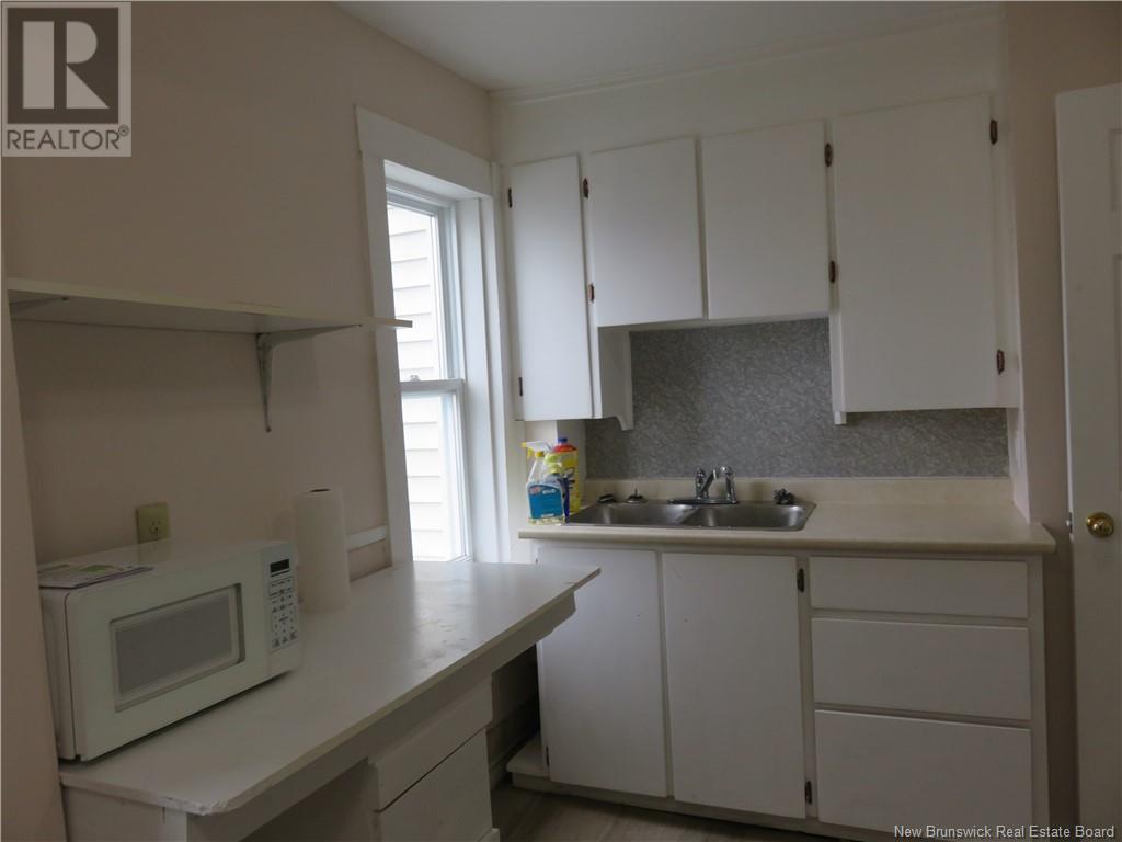 215 Victoria Street, Saint John, New Brunswick  E2K 1L9 - Photo 6 - NB123204