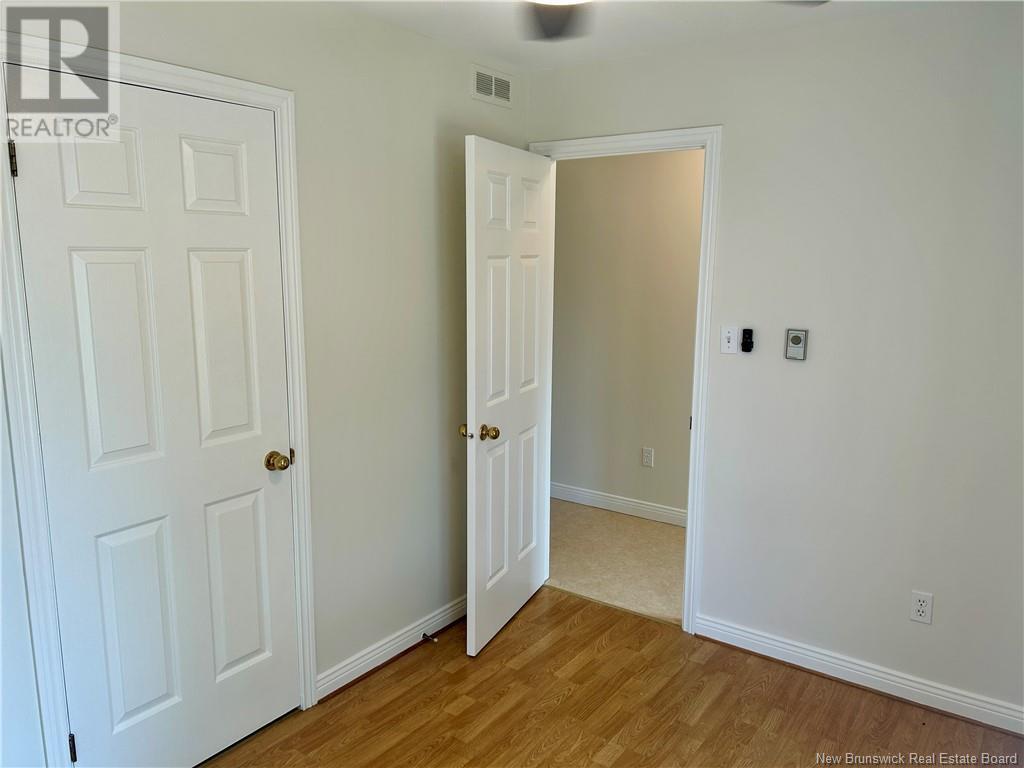 331 Mclaughlin Drive Unit# 10, Moncton, New Brunswick  E1A 4R3 - Photo 8 - NB123171