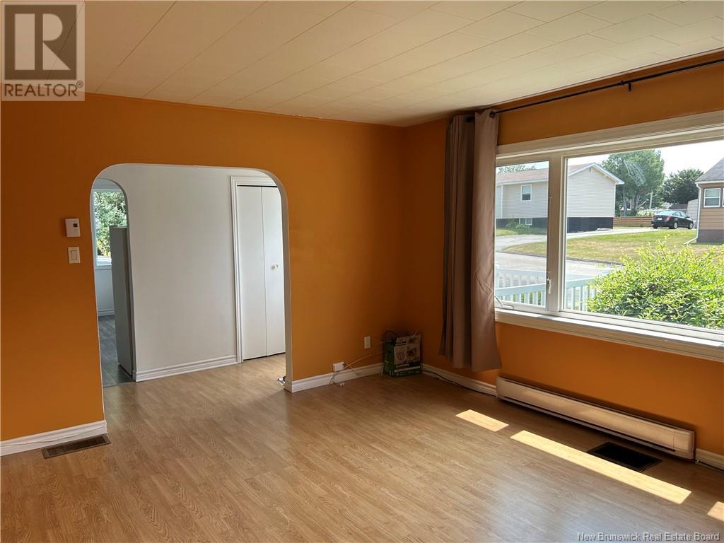575 Gosnell Street, Bathurst, New Brunswick  E2A 2A4 - Photo 16 - NB123180