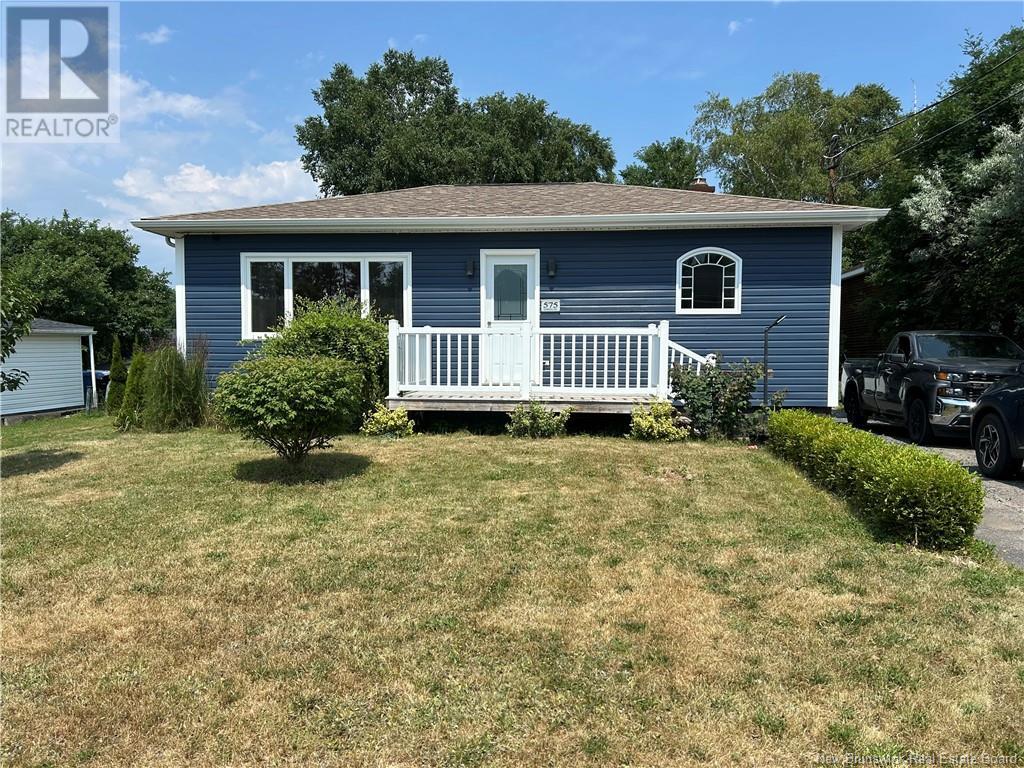 575 Gosnell Street, Bathurst, New Brunswick  E2A 2A4 - Photo 4 - NB123180