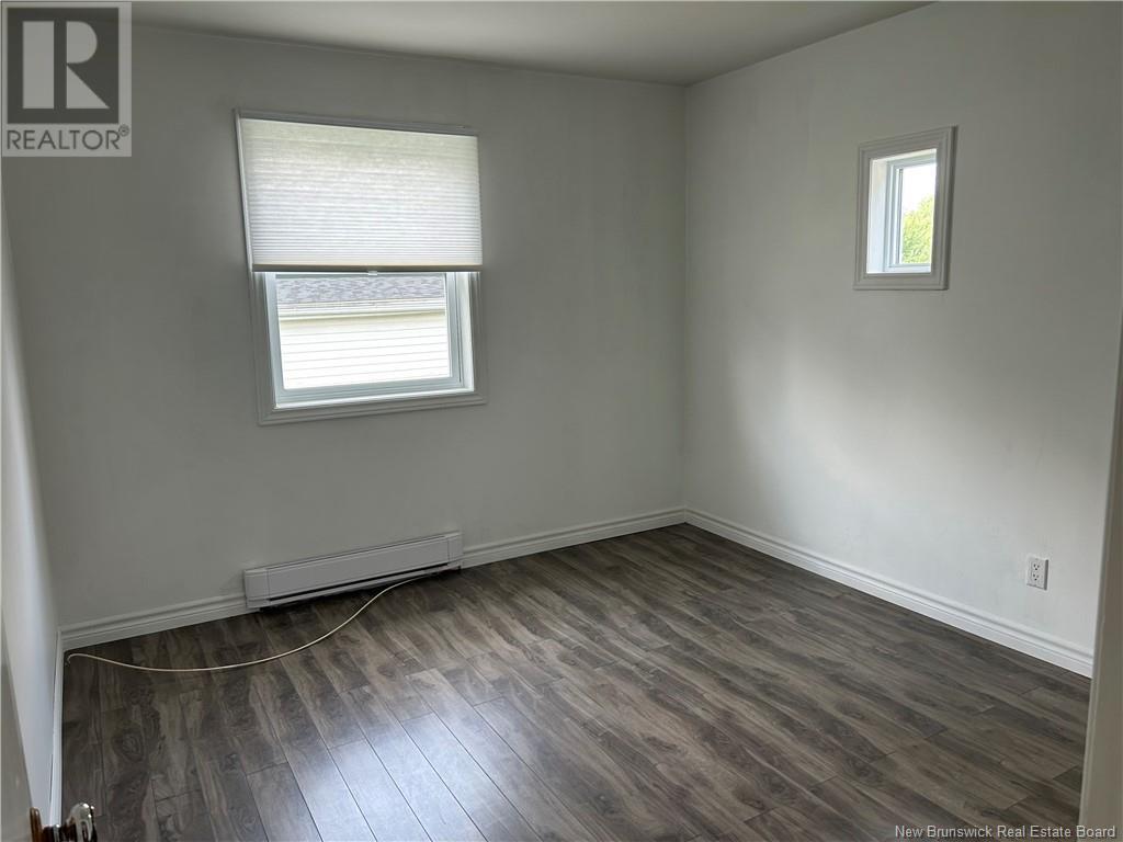 575 Gosnell Street, Bathurst, New Brunswick  E2A 2A4 - Photo 7 - NB123180