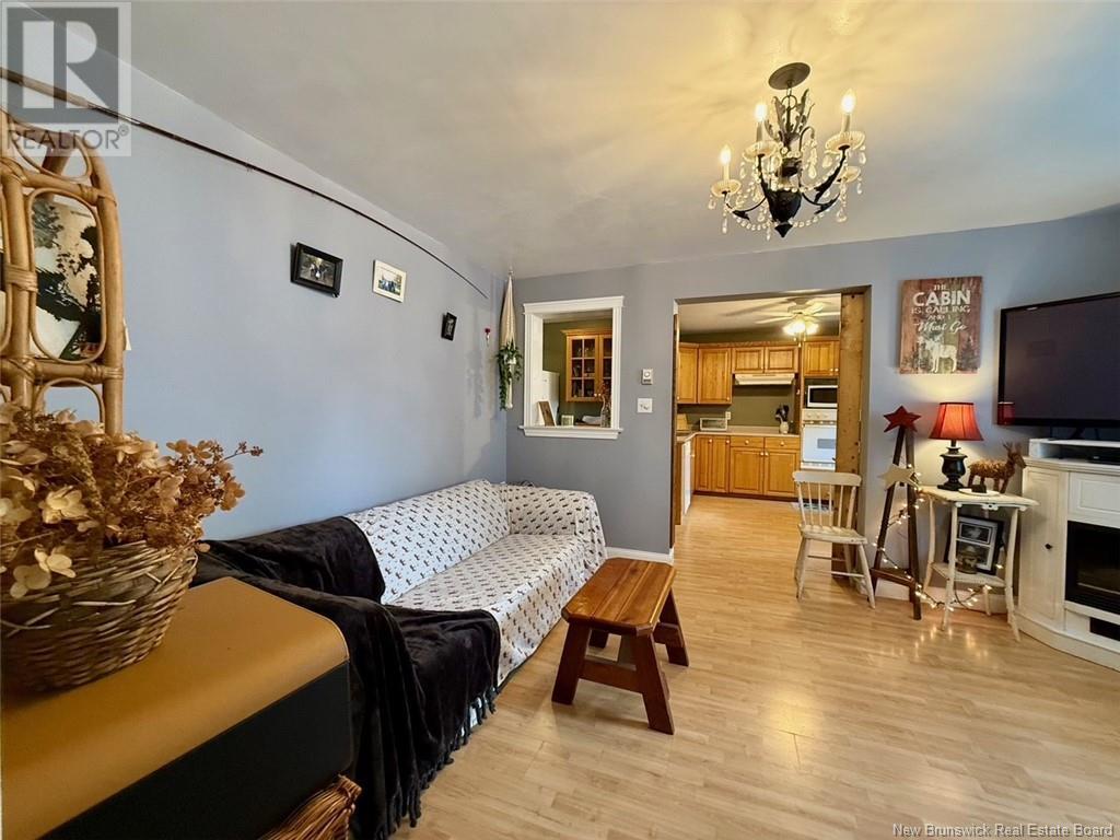 7 Oak Street, Mcadam, New Brunswick  E6J 1M5 - Photo 27 - NB123259