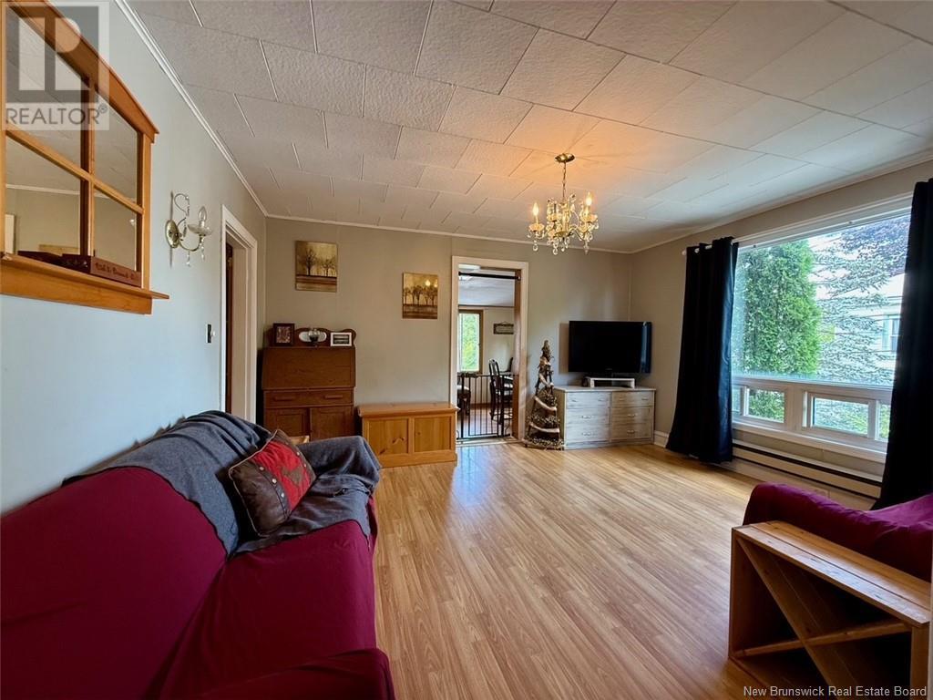7 Oak Street, Mcadam, New Brunswick  E6J 1M5 - Photo 34 - NB123259