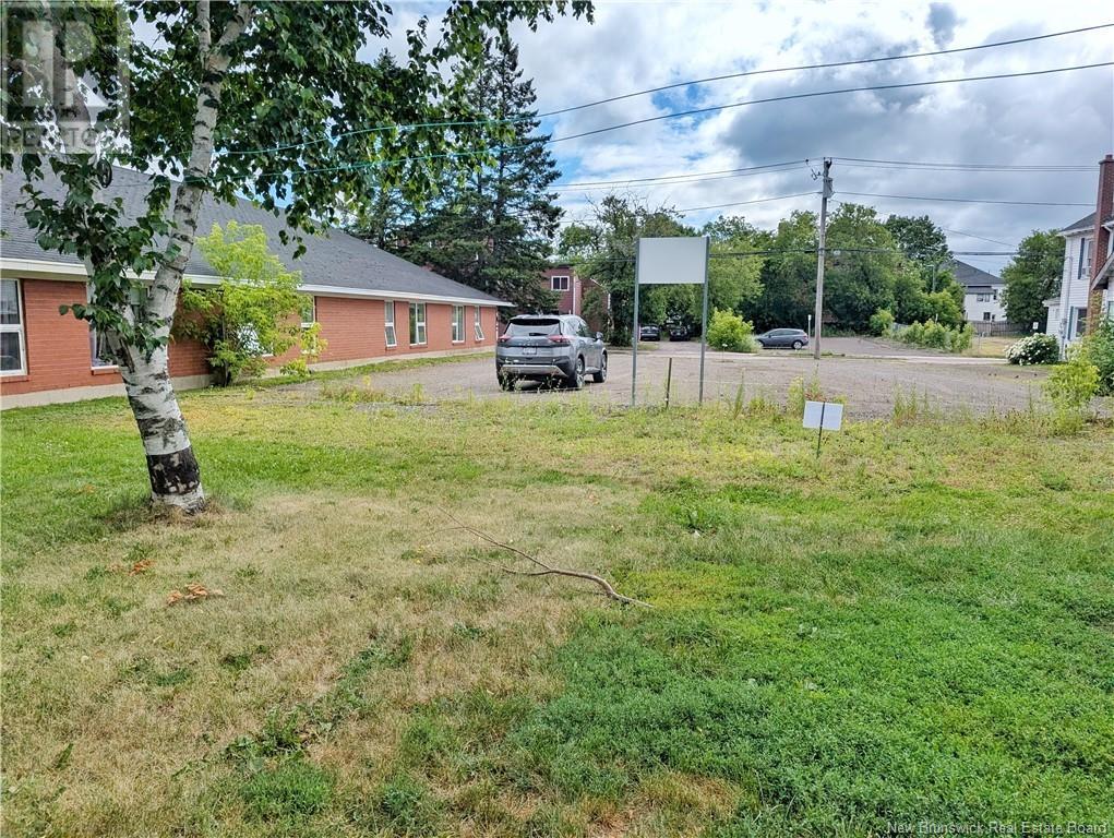 61 Lester, Moncton, New Brunswick  E1C 4T4 - Photo 12 - NB123294