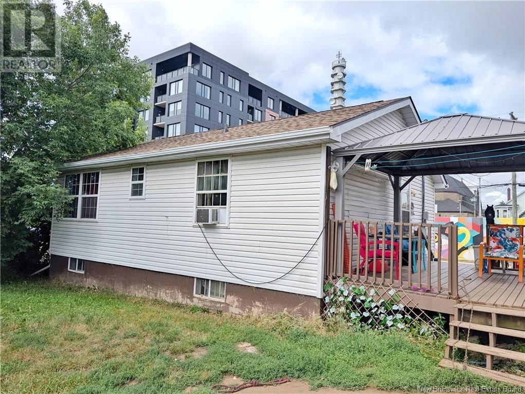 61 Lester, Moncton, New Brunswick  E1C 4T4 - Photo 13 - NB123294