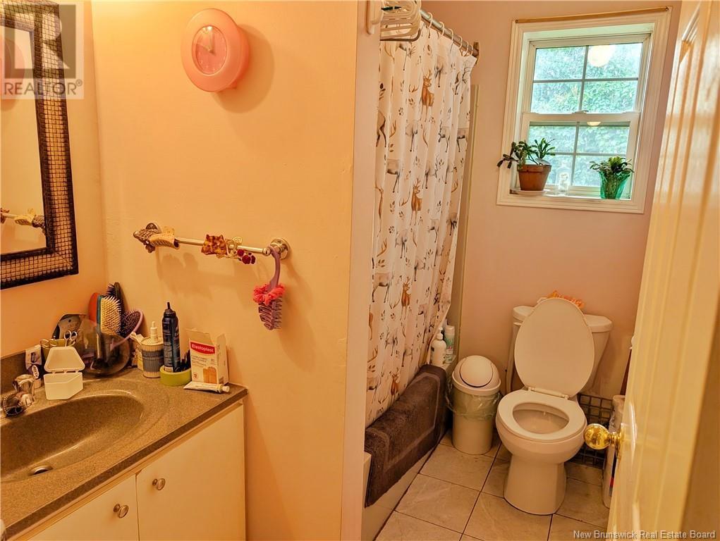 61 Lester, Moncton, New Brunswick  E1C 4T4 - Photo 7 - NB123294