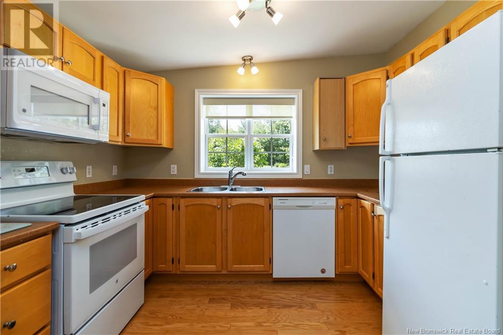 23 Sequoia, Moncton, New Brunswick  E1E 0A1 - Photo 8 - NB123138