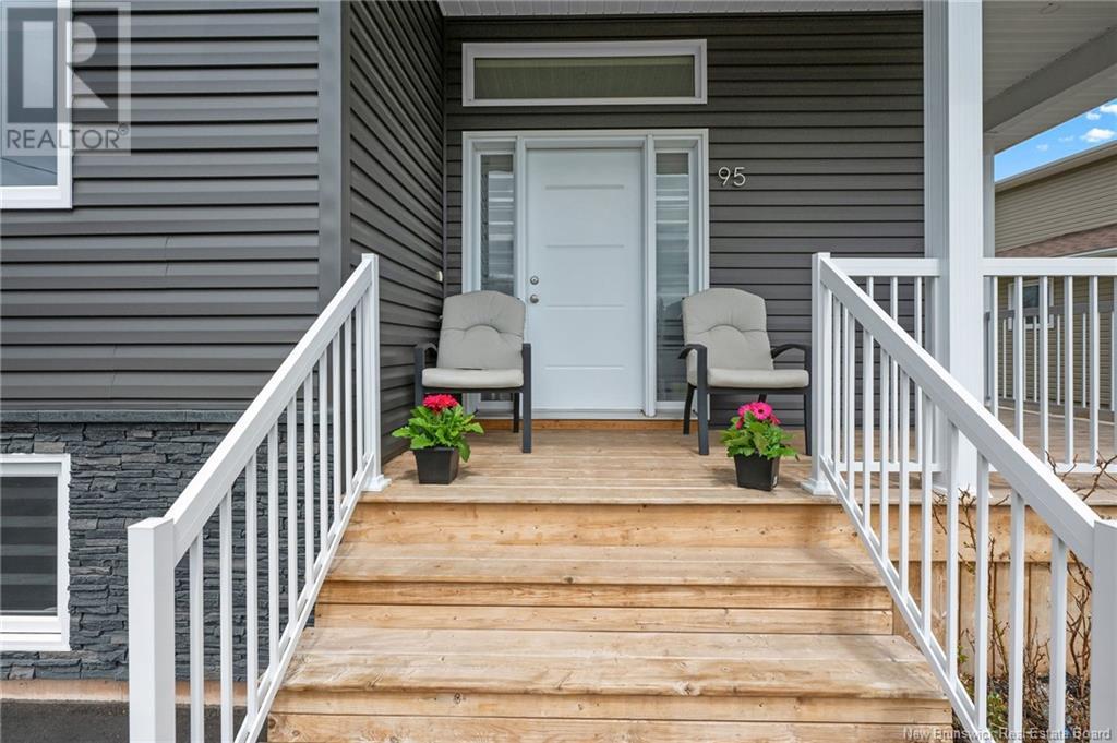 95 Satara Drive, Moncton, New Brunswick  E1G 6A5 - Photo 2 - NB123182