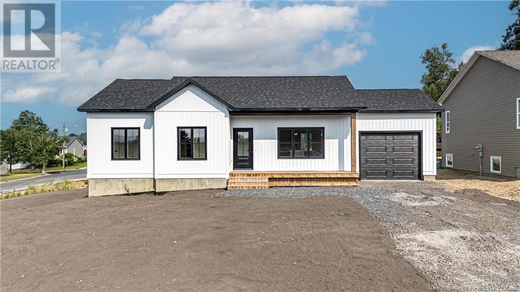 201 Gilridge Drive, Fredericton, New Brunswick  E3G 9W7 - Photo 1 - NB123303