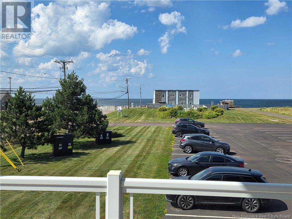 69 Cap Bimet Unit# 215, Grand-Barachois, New Brunswick  E4P 6X5 - Photo 3 - NB122802