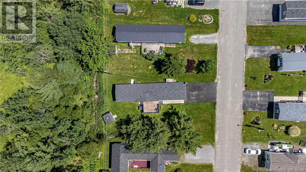 188 Hedgeview Drive, Fredericton, New Brunswick  E3B 6S4 - Photo 33 - NB123380