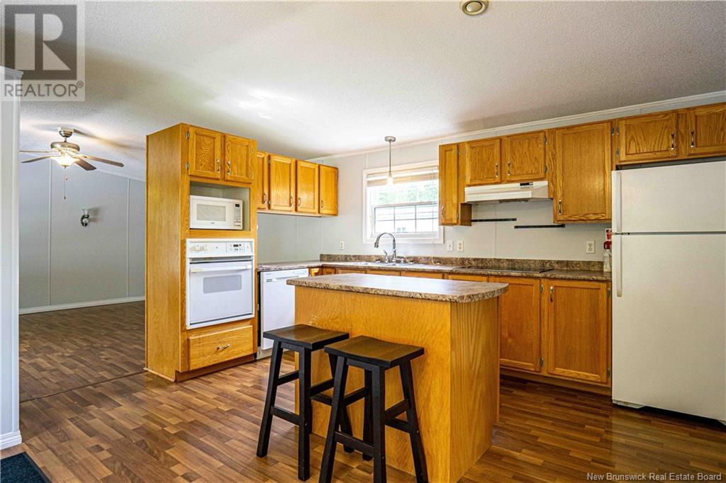 188 Hedgeview Drive, Fredericton, New Brunswick  E3B 6S4 - Photo 4 - NB123380