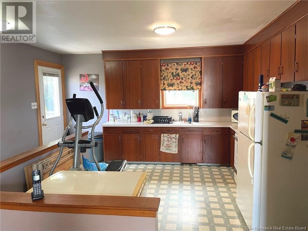 633 Acadie Avenue, Dieppe, New Brunswick  E1A 6G5 - Photo 4 - NB123404