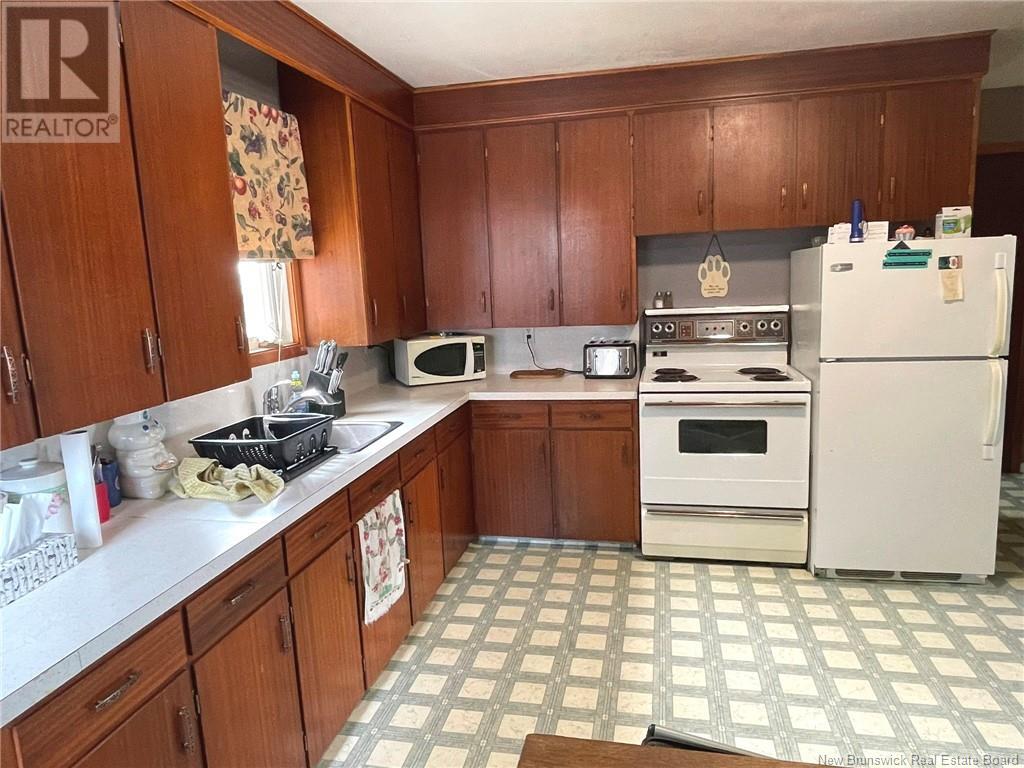 633 Acadie Avenue, Dieppe, New Brunswick  E1A 6G5 - Photo 5 - NB123404
