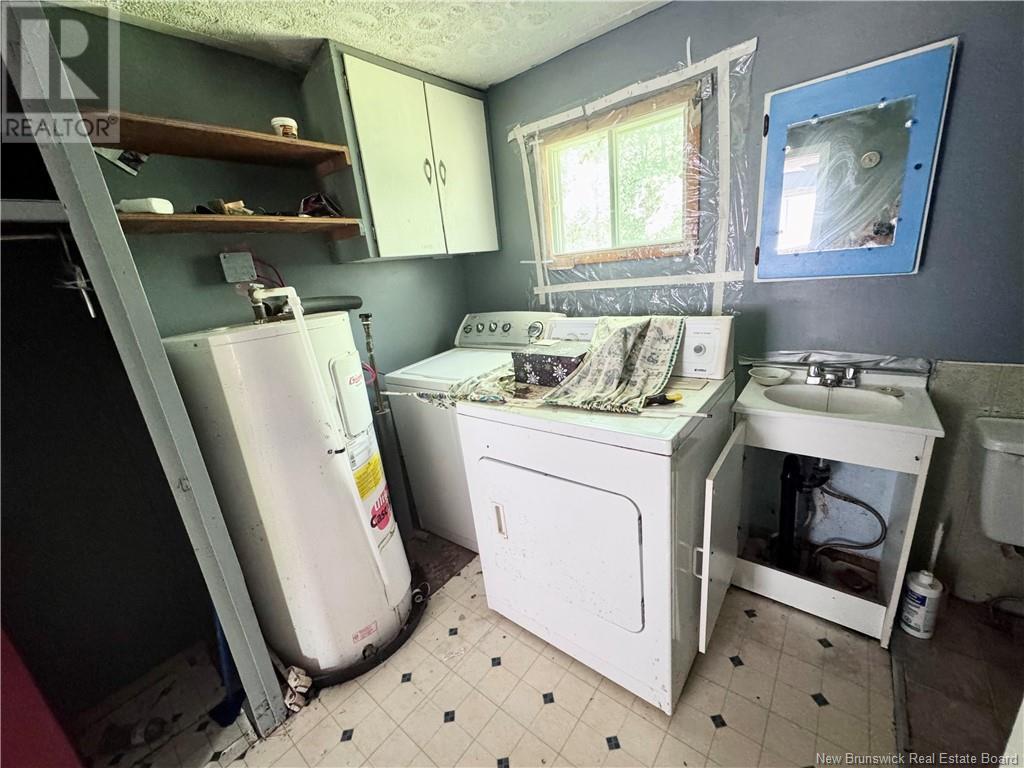 258 Slope Road, Minto, New Brunswick  E4B 3G8 - Photo 9 - NB123300